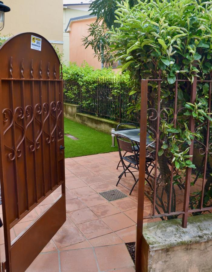 Duomo26 Boutique Apartment Desenzano del Garda Ngoại thất bức ảnh